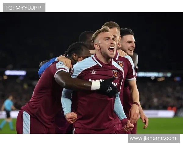 热刺与西汉姆激战正酣谁能在伦敦德比中笑到最后